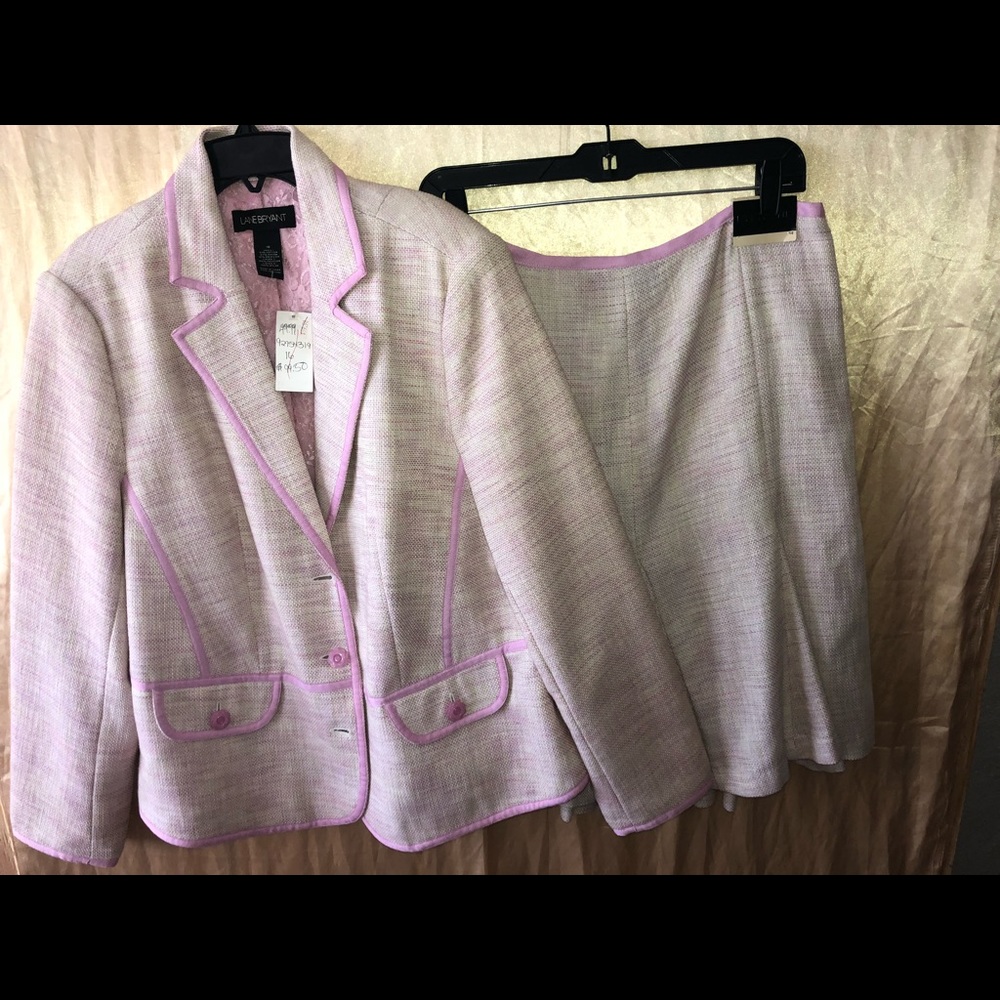 Plus Size Women’s Clothing